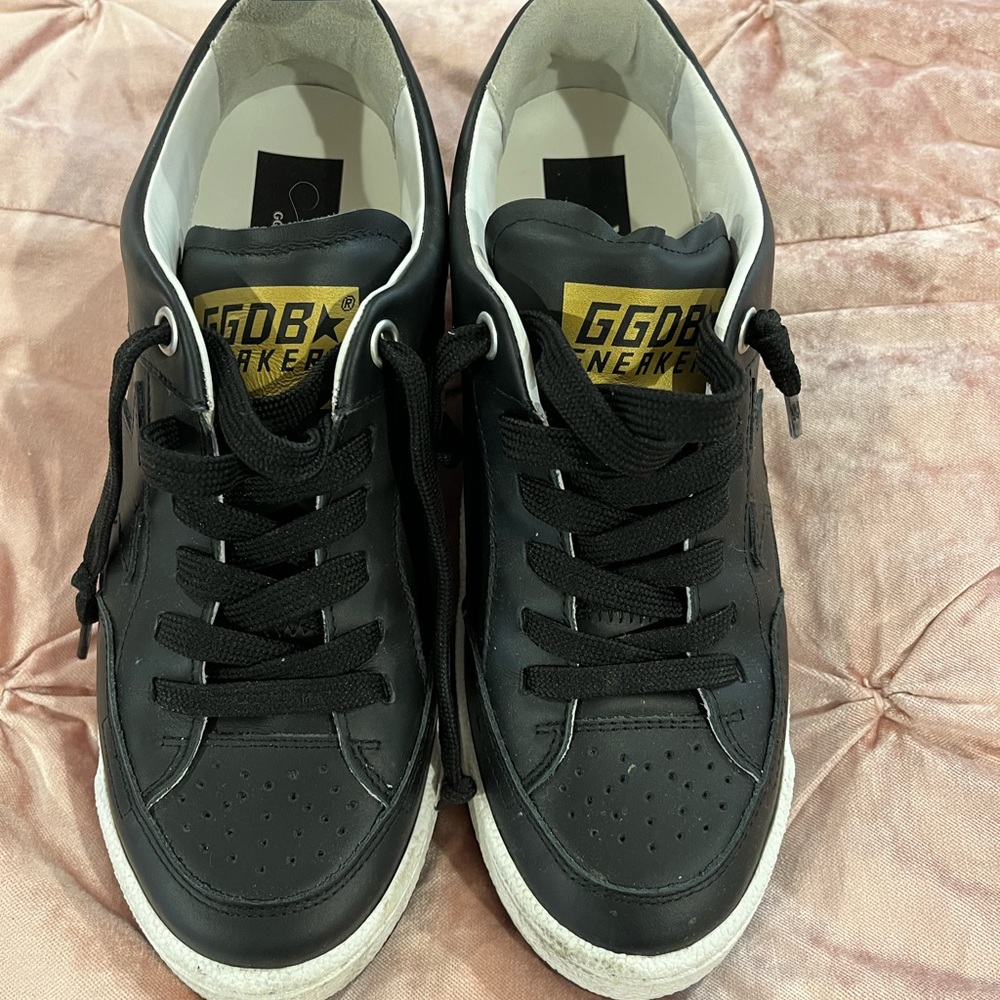 Golden Goose black leather Yeah Sneakers. - Picture 8 of 10